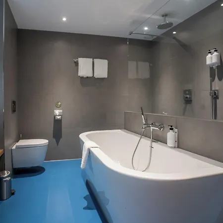 Blooming 4* Берген