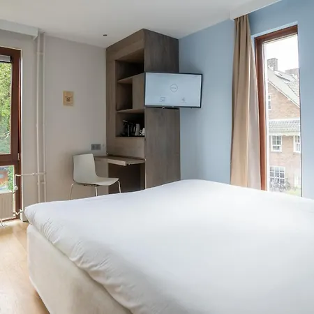 Blooming Hotel